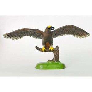 1971 Britains Eagle on Branch Figure Plastic Toy England Spread Wings Vintage